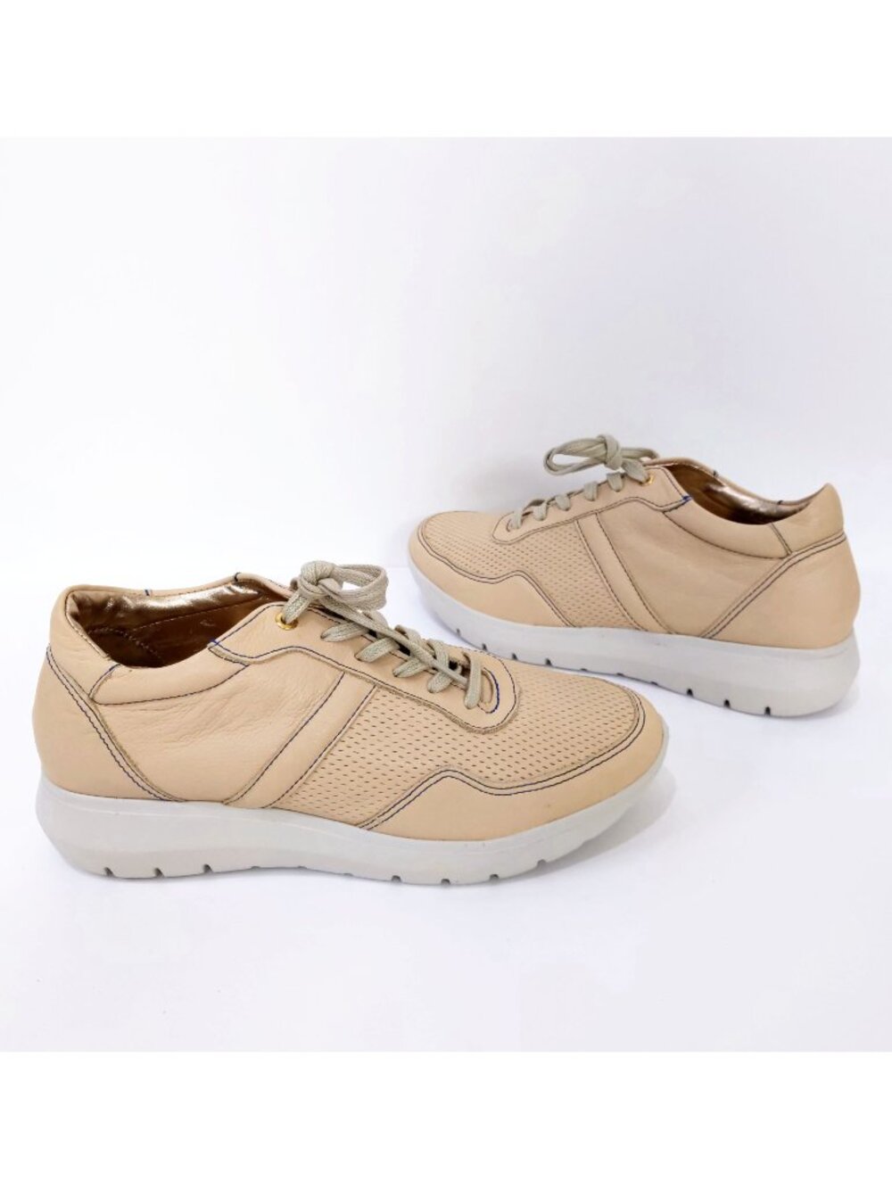 Marc Joseph Womens Light Weight Leather Sneaker Peach Cream Beige Size 7